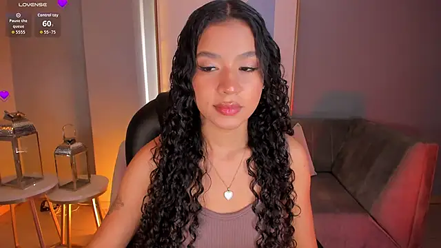Snapshot of SophieHouston_ chatting on 09.24.25 SophieHouston  online show from 09.24.25
