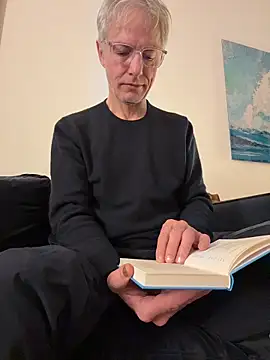 Snapshot of SexyLeon8 chatting on 01.17.26 SexyLeon8 online show from 01.17.26