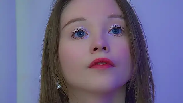 KeiraAsti online show from 03.12.26