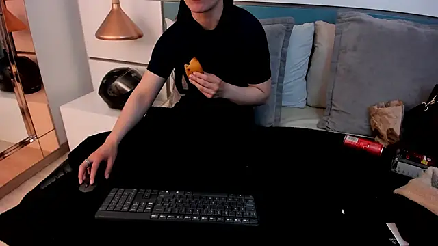 Ashkoreh online show from 04.22.26