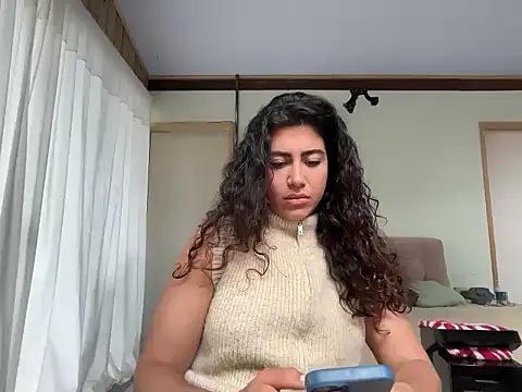 Snapshot of deusaludovica chatting on 05.30.26 deusaludovica online show from 05.30.26