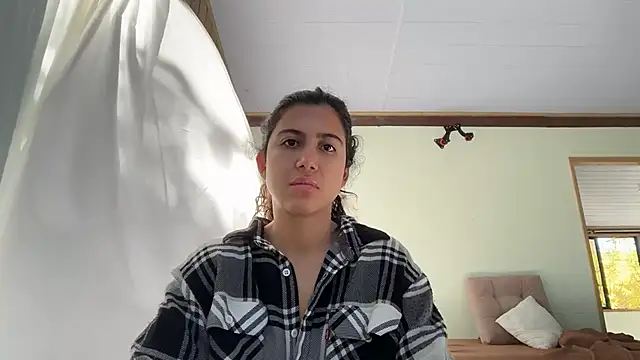 Snapshot of deusaludovica chatting on 07.19.26 deusaludovica online show from 07.19.26