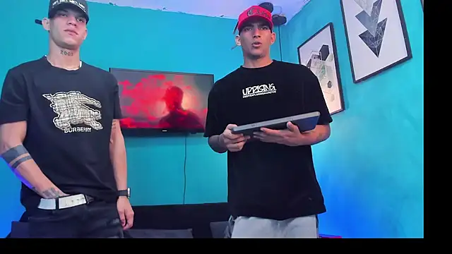 Snapshot of Kings_of_heaven chatting on 09.10.25 Kings of heaven online show from 09.10.25