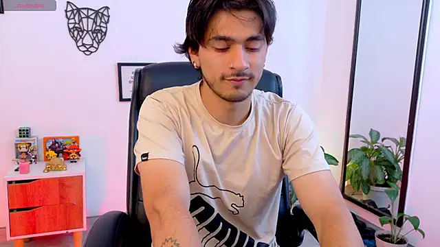 Elian savoy online show from 02.14.26