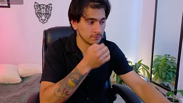 Elian savoy online show from 02.25.26