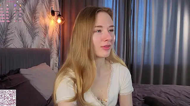 Snapshot of ElvinaRose chatting on 05.09.26 ElvinaRose online show from 05.09.26