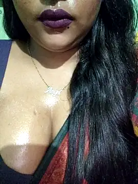 Snapshot of JIYA-04 chatting on 05.15.26 JIYA-04 online show from 05.15.26