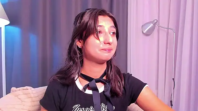 Snapshot of Elfy_Rare_ chatting on 10.16.25 Elfy Rare  online show from 10.16.25