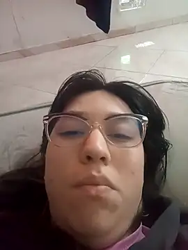 lareinalareinadelanal online show from 11.29.25