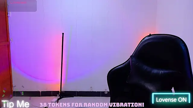 Snapshot of Sarasavage chatting on 07.11.26 Sarasavage online show from 07.11.26