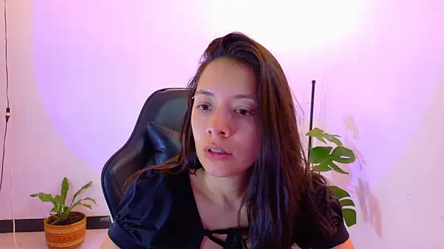 Snapshot of Sarasavage chatting on 07.22.26 Sarasavage online show from 07.22.26