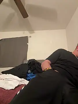 Snapshot of himNIGuys chatting on 09.16.25 himNIGuys online show from 09.16.25