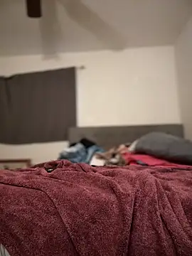 Snapshot of himNIGuys chatting on 09.25.25 himNIGuys online show from 09.25.25