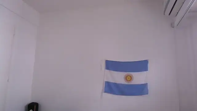 Snapshot of RenataWet chatting on 09.23.25 RenataWet online show from 09.23.25