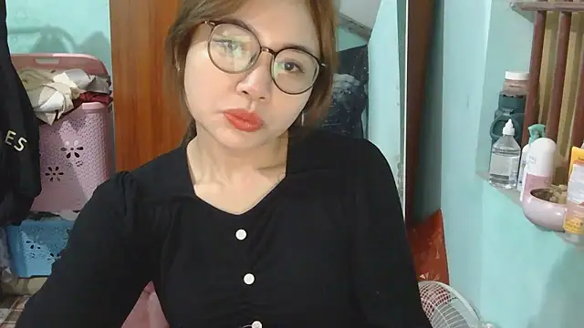 Uhem112 online show from 11.02.25