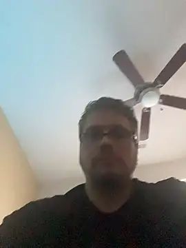 Snapshot of 69ReVeaL@xh chatting on 12.01.25 69ReVeaLxh online show from 12.01.25