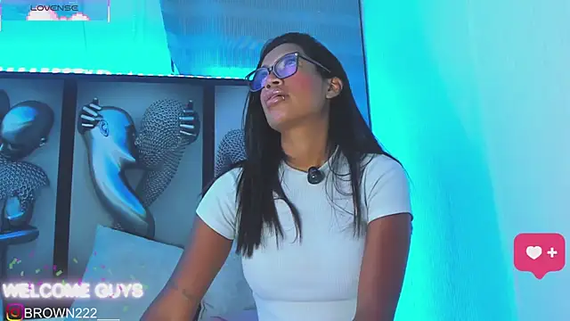  naomibrown  online show from 09.27.25