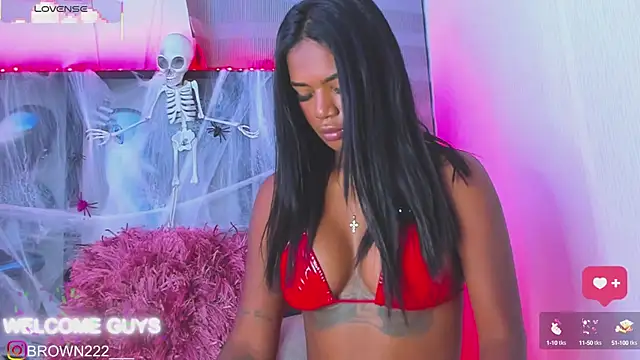  naomibrown  online show from 10.11.25