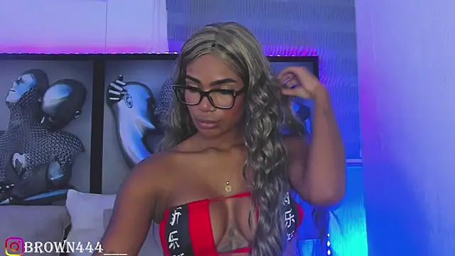  naomibrown  online show from 05.15.26