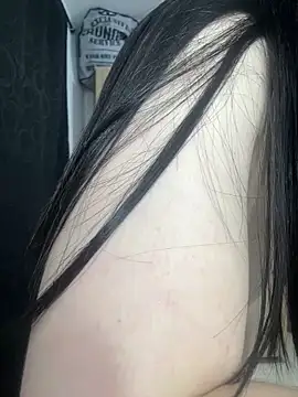 Briana Hottt online show from 05.19.26
