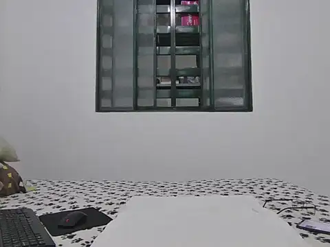 skinnylatino51 online show from 09.29.25