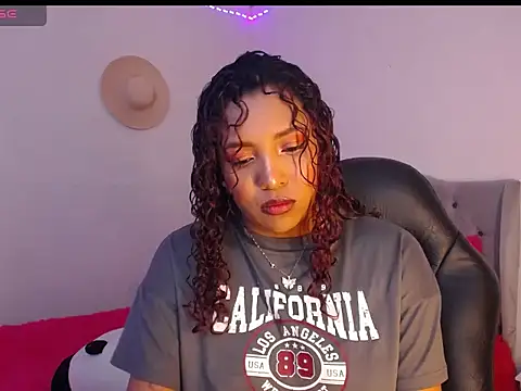 Snapshot of warisg__ chatting on 11.06.25 warisg online show from 11.06.25