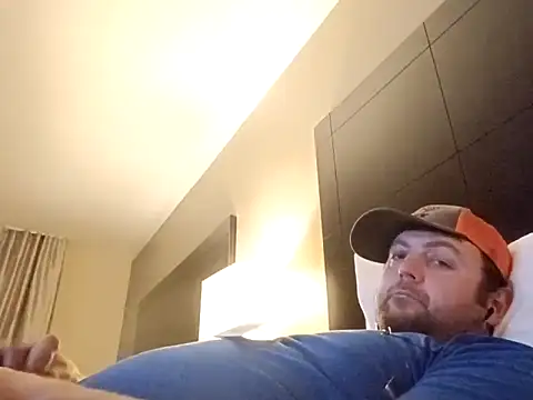 Snapshot of Dirtyd20251 chatting on 09.10.25 Dirtyd20251 online show from 09.10.25