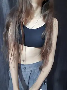 Snapshot of Mahira568 chatting on 11.18.25 Mahira568 online show from 11.18.25