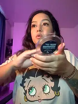 Abbyjoness21 online show from 09.20.25