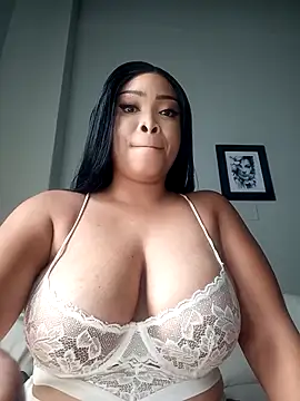 MadamPinky online show from 03.25.26