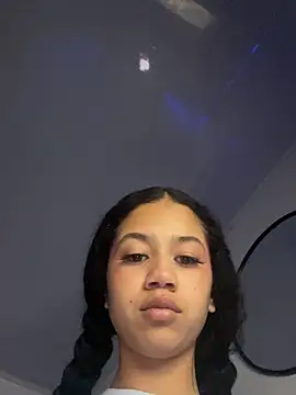 Snapshot of jadee8 chatting on 04.18.26 jadee8 online show from 04.18.26