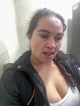 StefiAlizon70 online show from 02.27.26