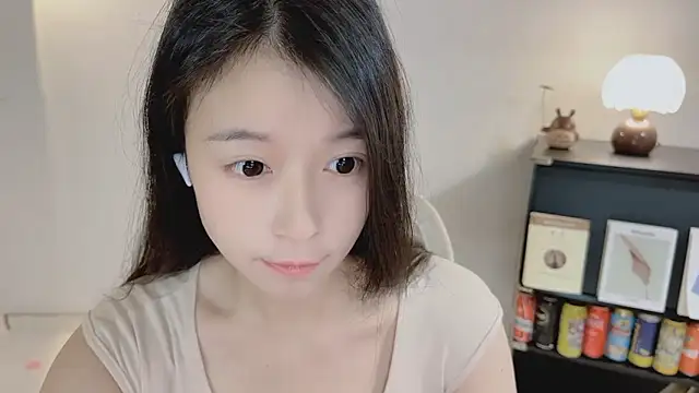 Onechestnut online show from 04.26.26