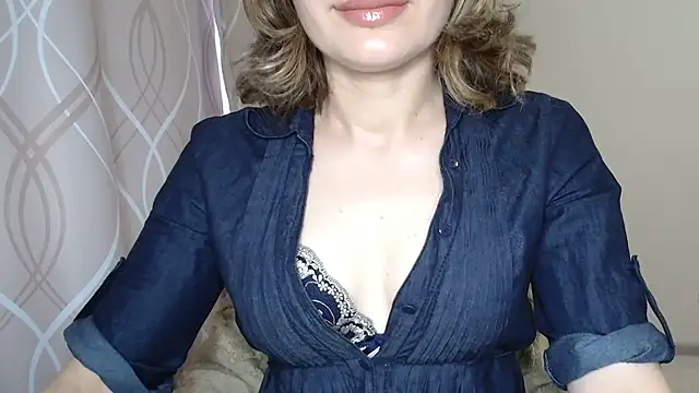 Snapshot of miss__Sophie chatting on 09.10.25 miss  Sophie online show from 09.10.25
