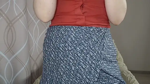 miss  Sophie online show from 02.22.26