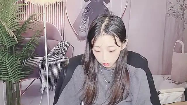 Snapshot of jiangjiang_caicai chatting on 11.10.25 jiangjiang caicai online show from 11.10.25