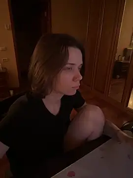 enchanting chloe online show from 11.08.25