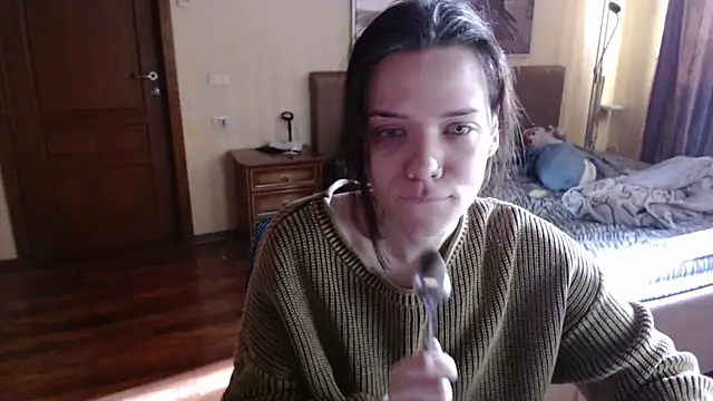 enchanting chloe online show from 11.20.25