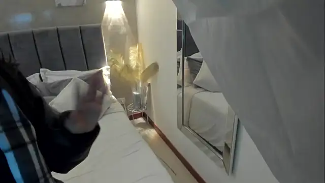 Lunaa bellaa online show from 01.17.26