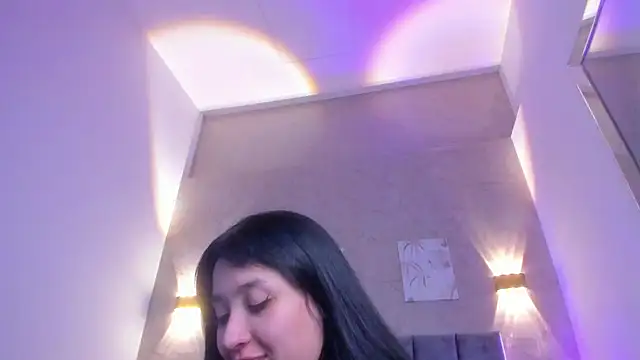 Lunaa bellaa online show from 04.16.26