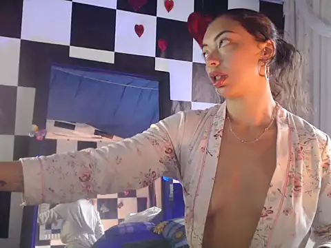 kendraof online show from 11.22.25