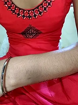 Snapshot of ranisanthutelugu chatting on 10.31.25 ranisanthutelugu online show from 10.31.25