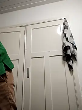 Snapshot of ijustwannafuckyou6969 chatting on 11.14.25 ijustwannafuckyou6969 online show from 11.14.25