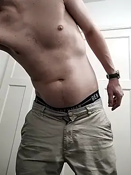 Snapshot of ijustwannafuckyou6969 chatting on 11.30.25 ijustwannafuckyou6969 online show from 11.30.25