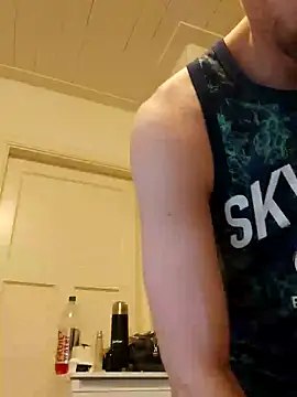 Snapshot of ijustwannafuckyou6969 chatting on 02.12.26 ijustwannafuckyou6969 online show from 02.12.26