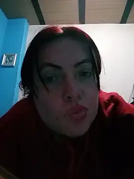 carolinhe  online show from 11.20.25