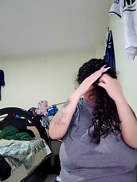 Snapshot of You-sexy-starr chatting on 09.28.25 You-sexy-starr online show from 09.28.25