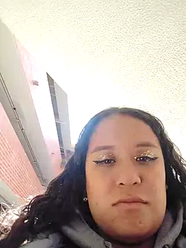 Snapshot of You-sexy-starr chatting on 11.06.25 You-sexy-starr online show from 11.06.25