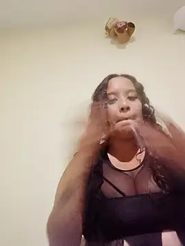 Snapshot of You-sexy-starr chatting on 12.19.25 You-sexy-starr online show from 12.19.25