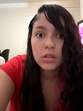 Snapshot of babykalirose chatting on 09.11.25 babykalirose online show from 09.11.25